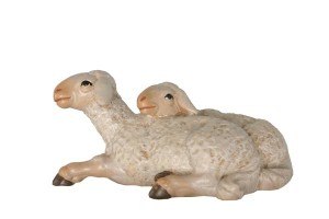 Schafpaar liegend o.S. - bemalt - 11 cm
