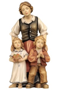 RA Shepherdess with 2 children - color - 9 cm