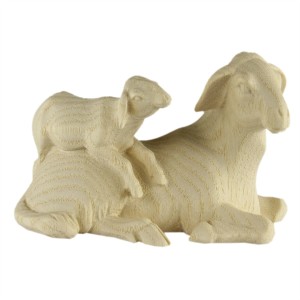 Schaf liegend mit Lamm - natur - Esche - 13 cm