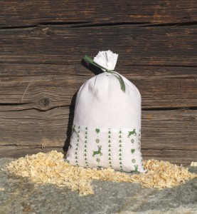 Small pillow of swiss pine wood